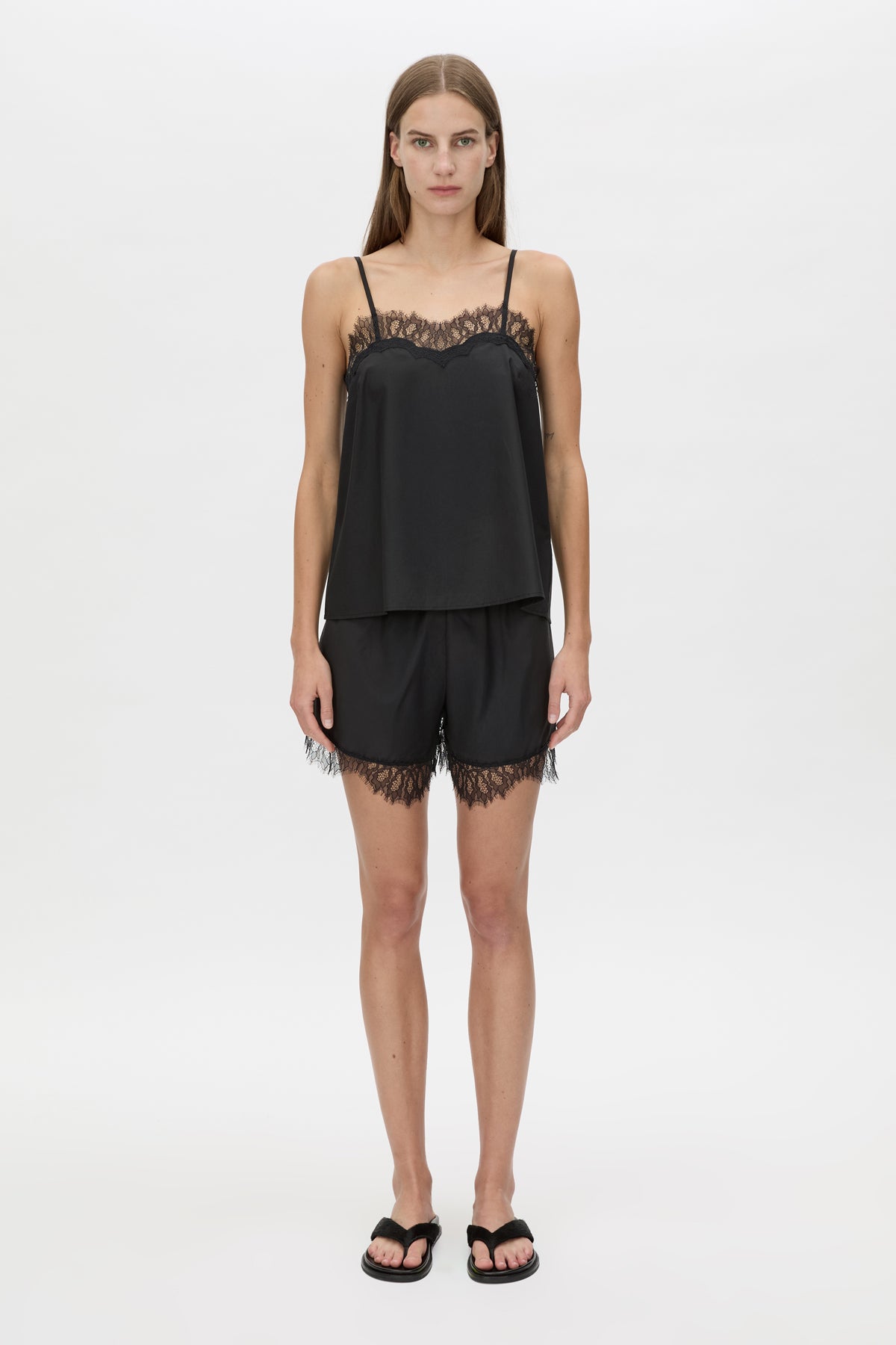 Lira Short