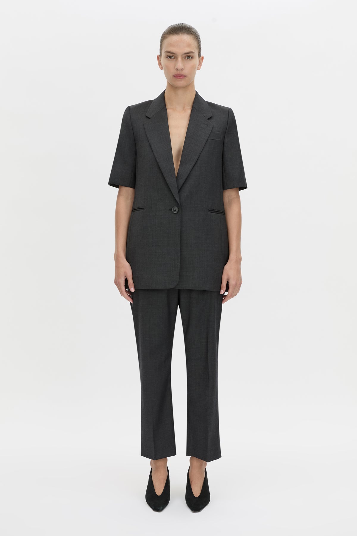 Emika Pant