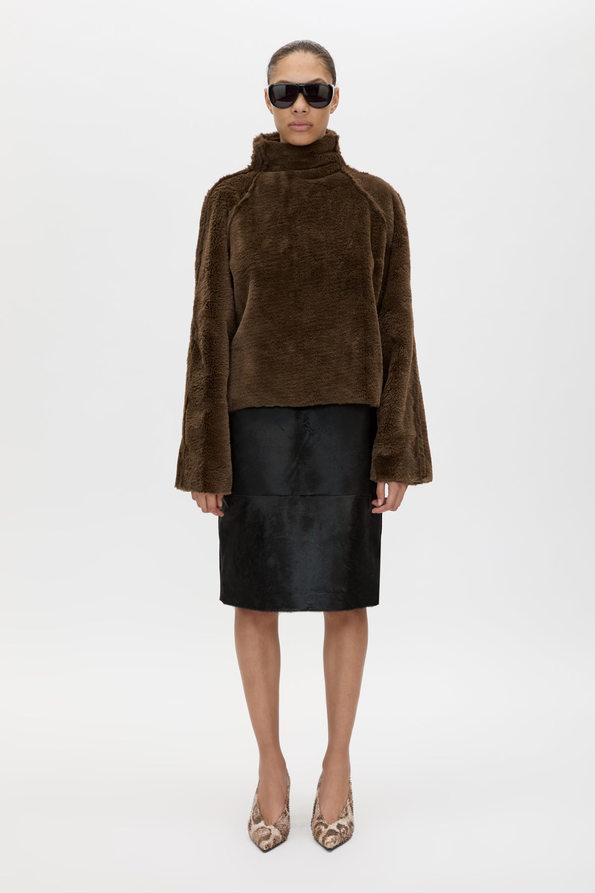 Styled view CAMILLA AND MARC high-neck Nala Furry Pullover Top in truffle with double-faced faux‑fur