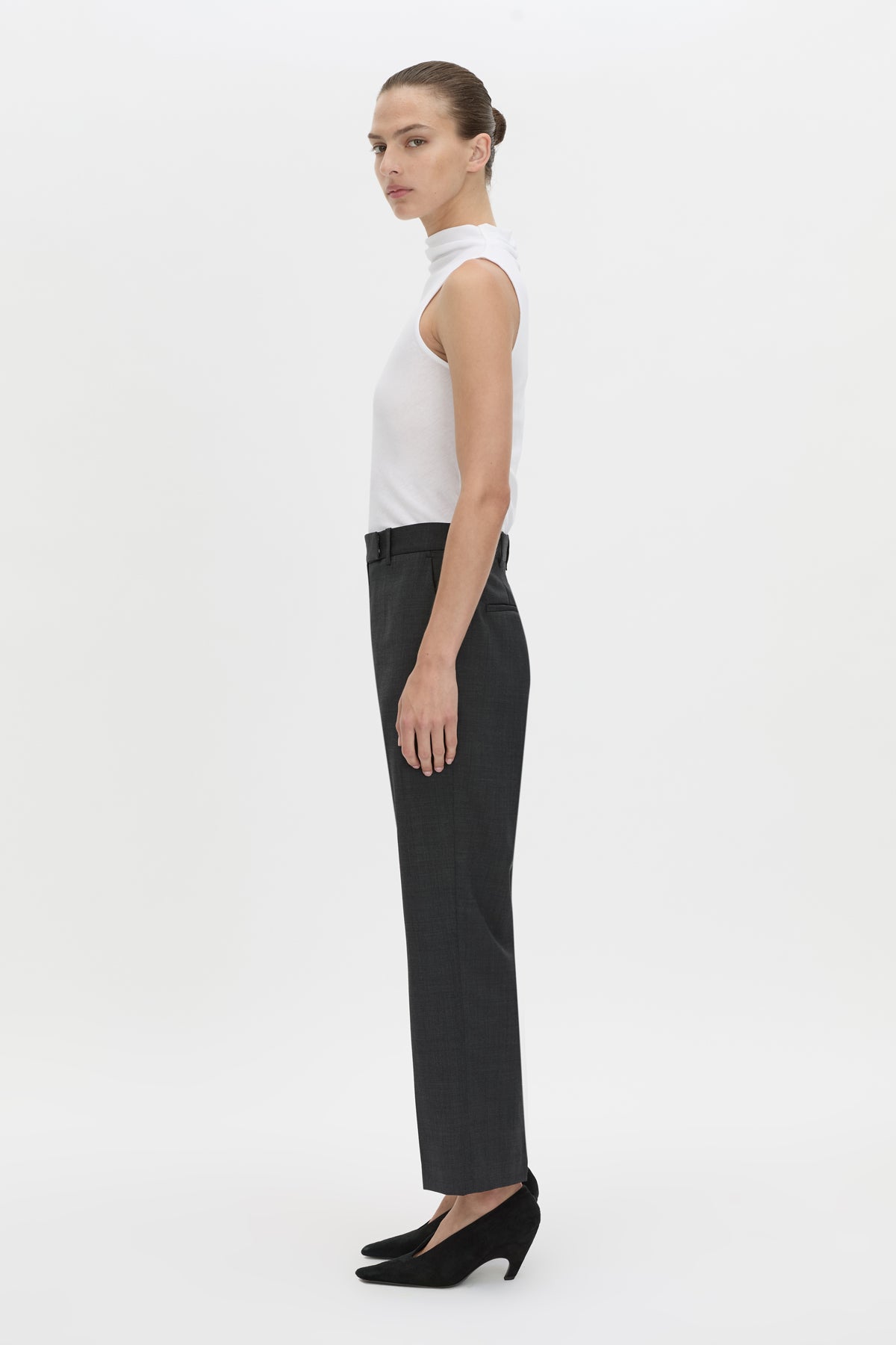 Emika Pant