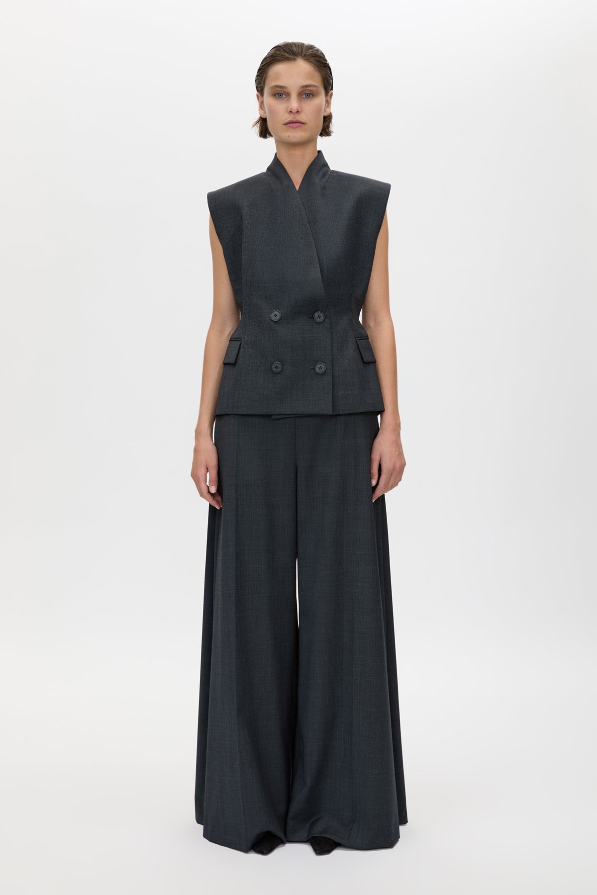 Ascent Wide Leg Side Pleat Pant - CAMILLA AND MARC tailored Ascent Wide Leg Side Pleat Pant in dark grey with side seam box detailing