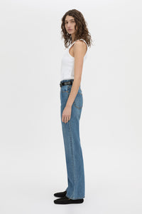 Side view CAMILLA AND MARC Alba rib scoop cotton tank in soft white with acid-wash rib cotton, designed to fade.