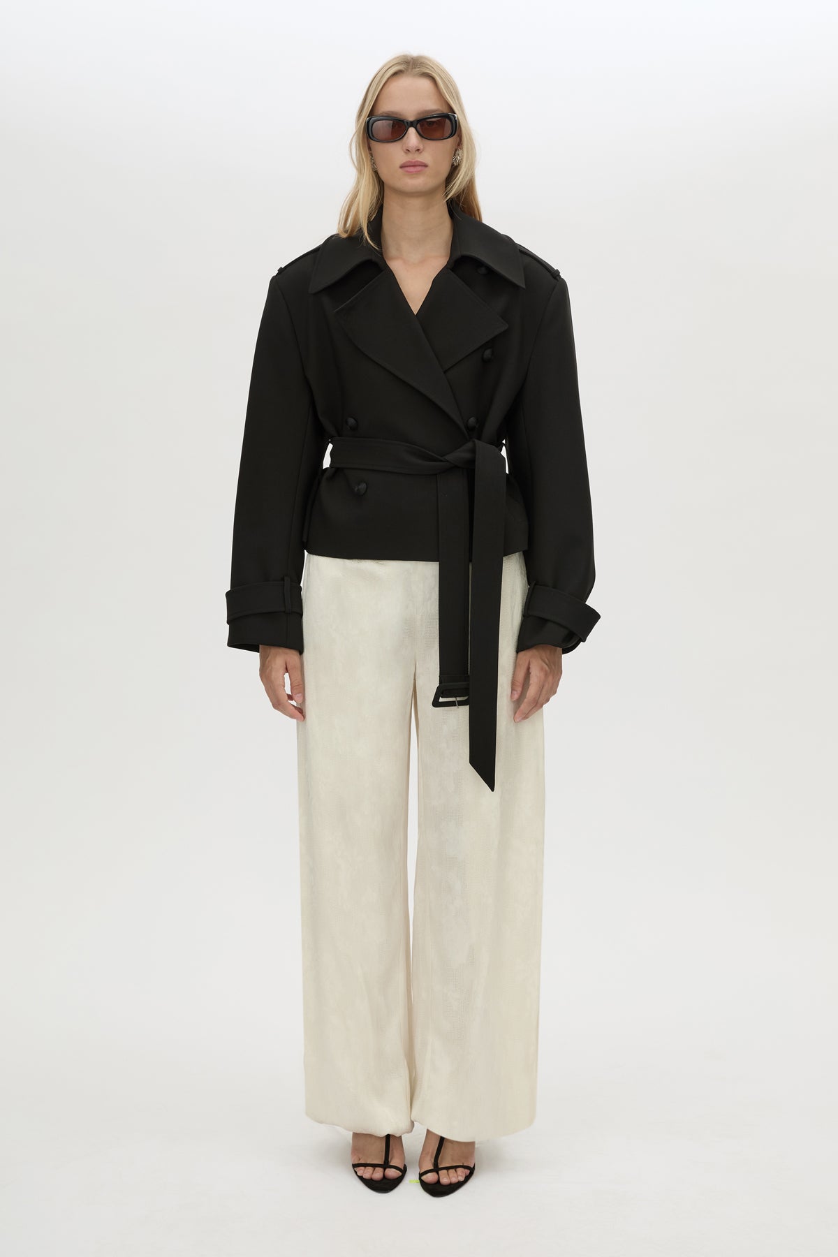 Asena Short Trench
