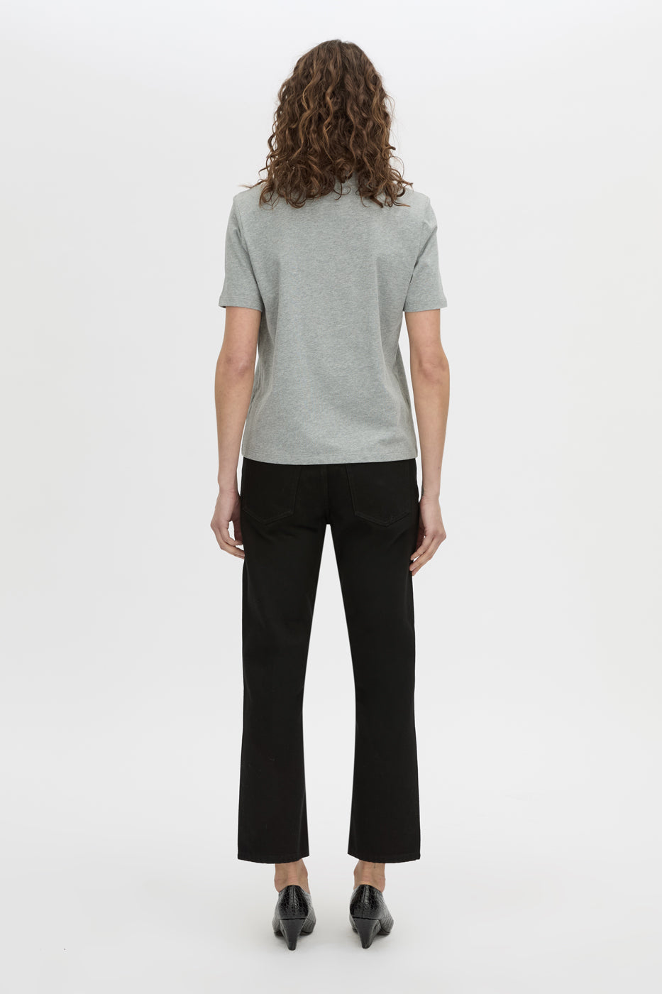 Back view CAMILLA AND MARC short sleeve Carmen Shoulder Pad Tee in grey marle with strong shoulder design.