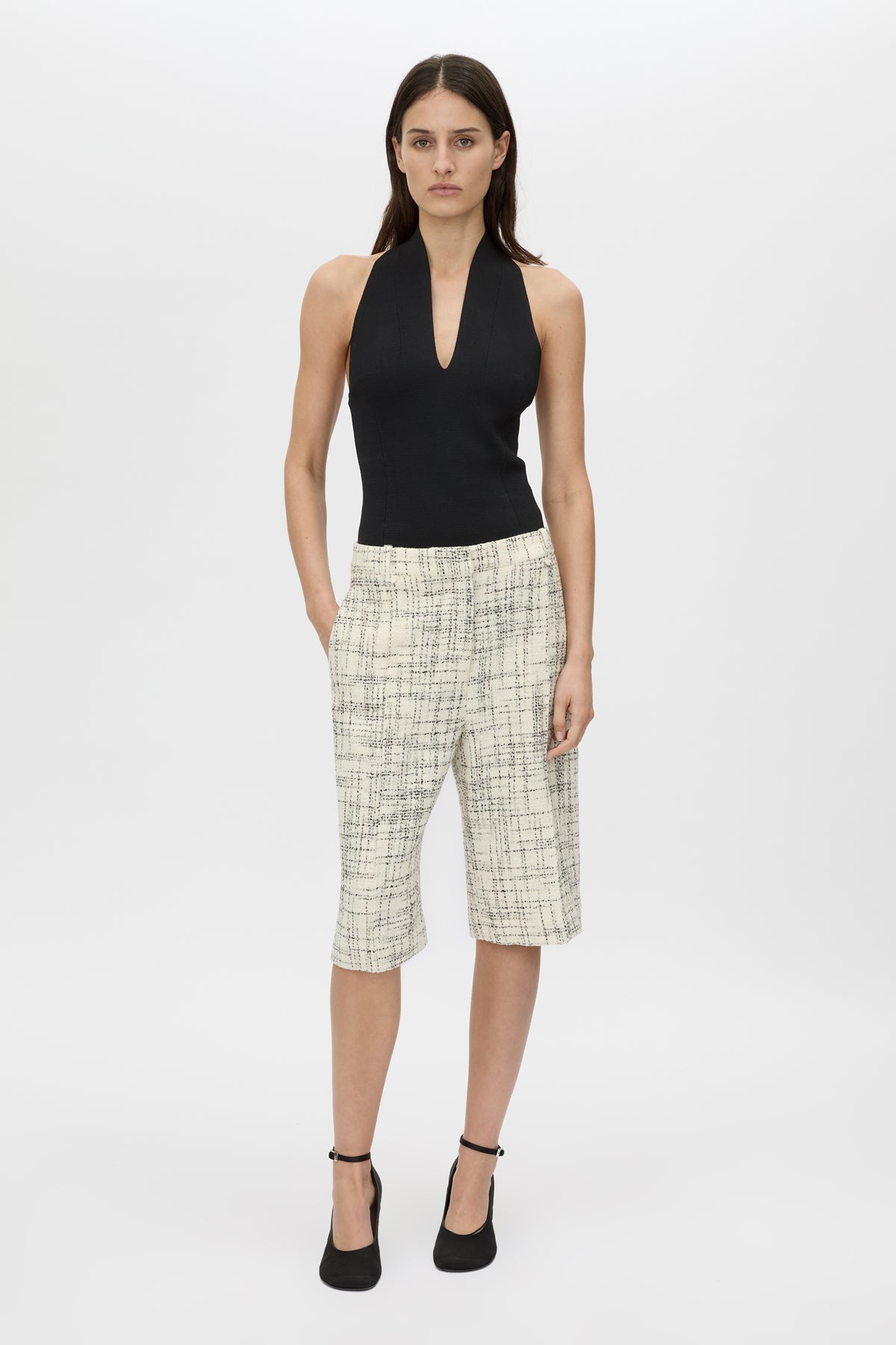 Corvina Short