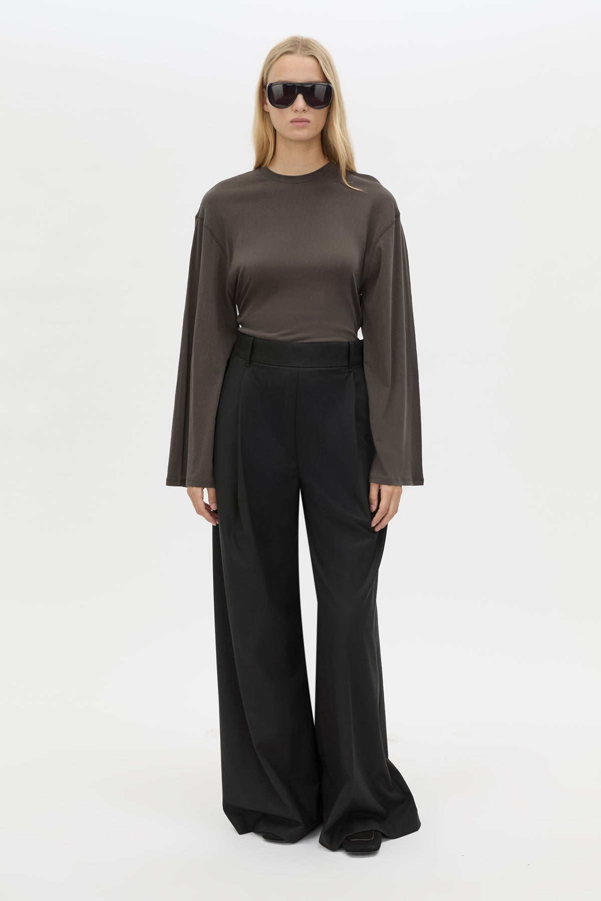 Dakota Long Sleeve Top - CAMILLA AND MARC Dakota long sleeve relaxed top in charcoal grey