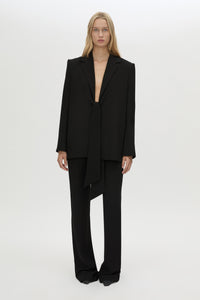 Front-styled view CAMILLA AND MARC Darien Blazer in black.