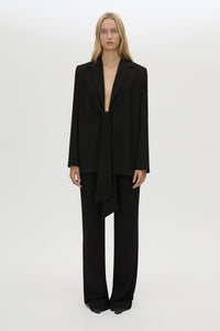Front view CAMILLA AND MARC Darien Blazer in black.