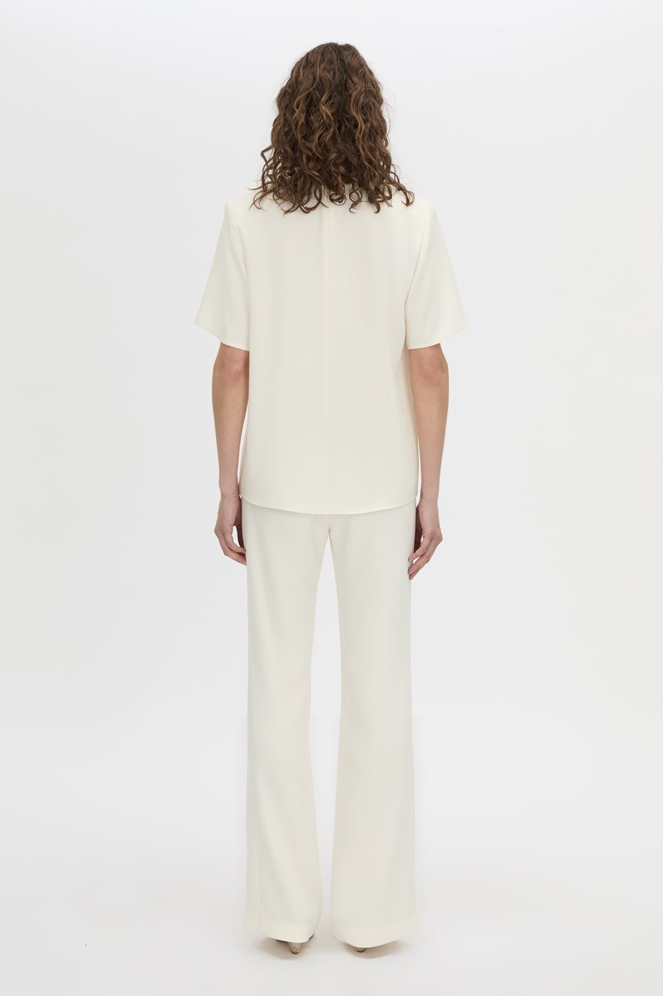 Back view CAMILLA AND MARC Darien pant in cream.