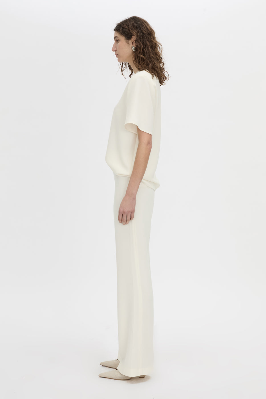 Side view CAMILLA AND MARC Darien pant in cream.