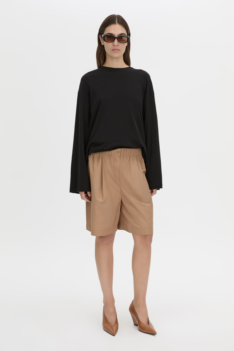 Front-styled view CAMILLA AND MARC Devon bermuda short in rosewood.