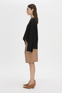 Side view CAMILLA AND MARC Devon bermuda short in rosewood.