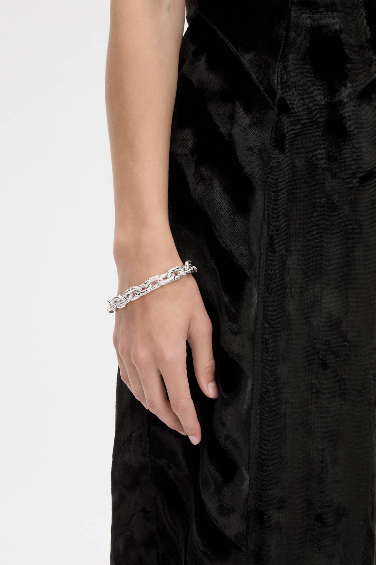 Front view CAMILLA AND MARC Eagan Bracelet in silver with handcrafted ruched chain links in solid brass.