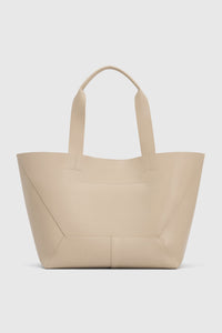 Ezra Tote