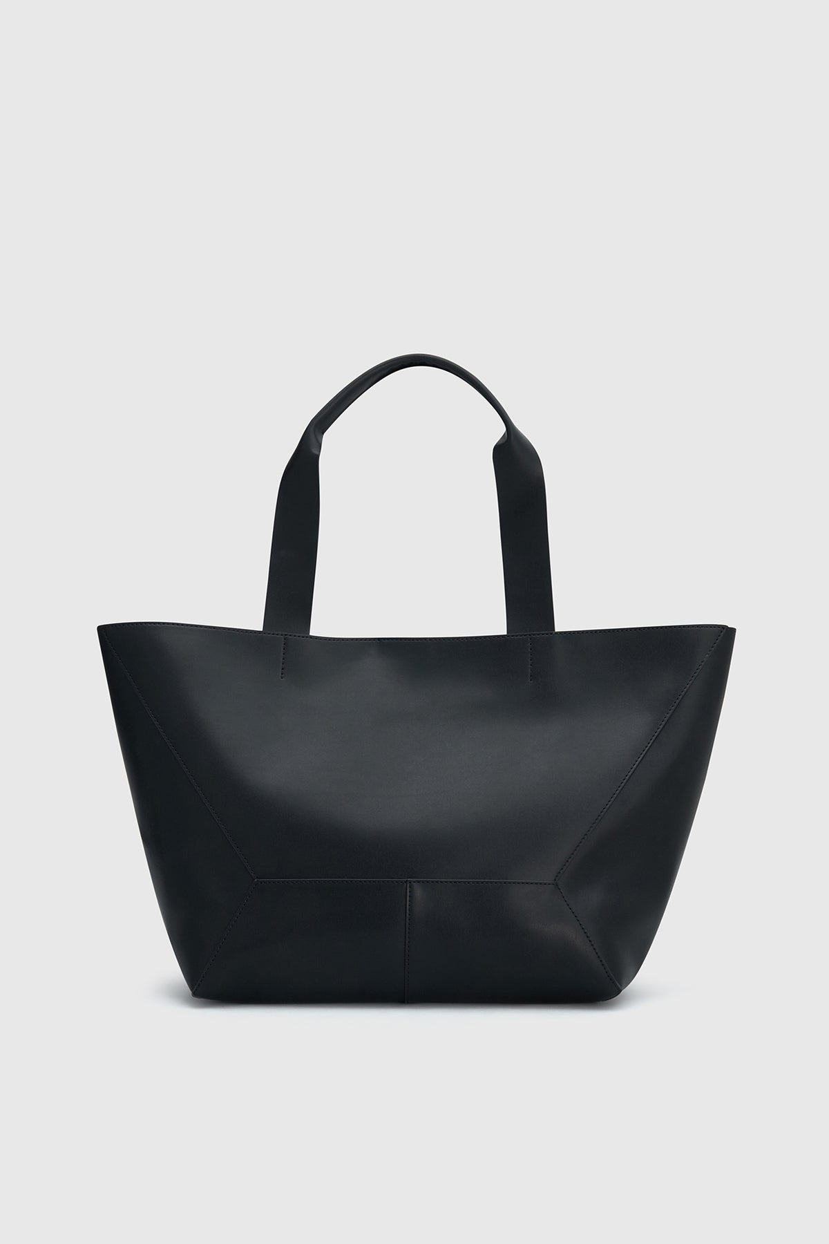Ezra Tote