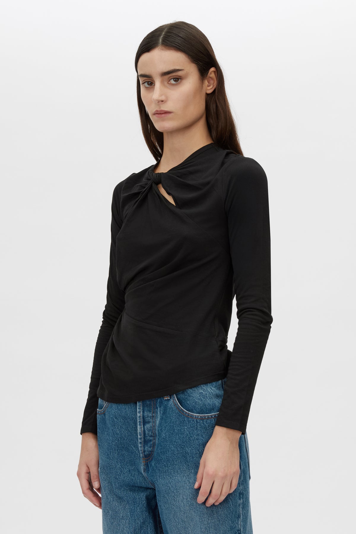 Felton Knot Long Sleeve Tee