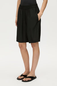 Lazaro Short