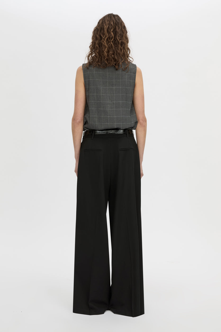 Back view CAMILLA AND MARC Lourdes check shell top in grey.