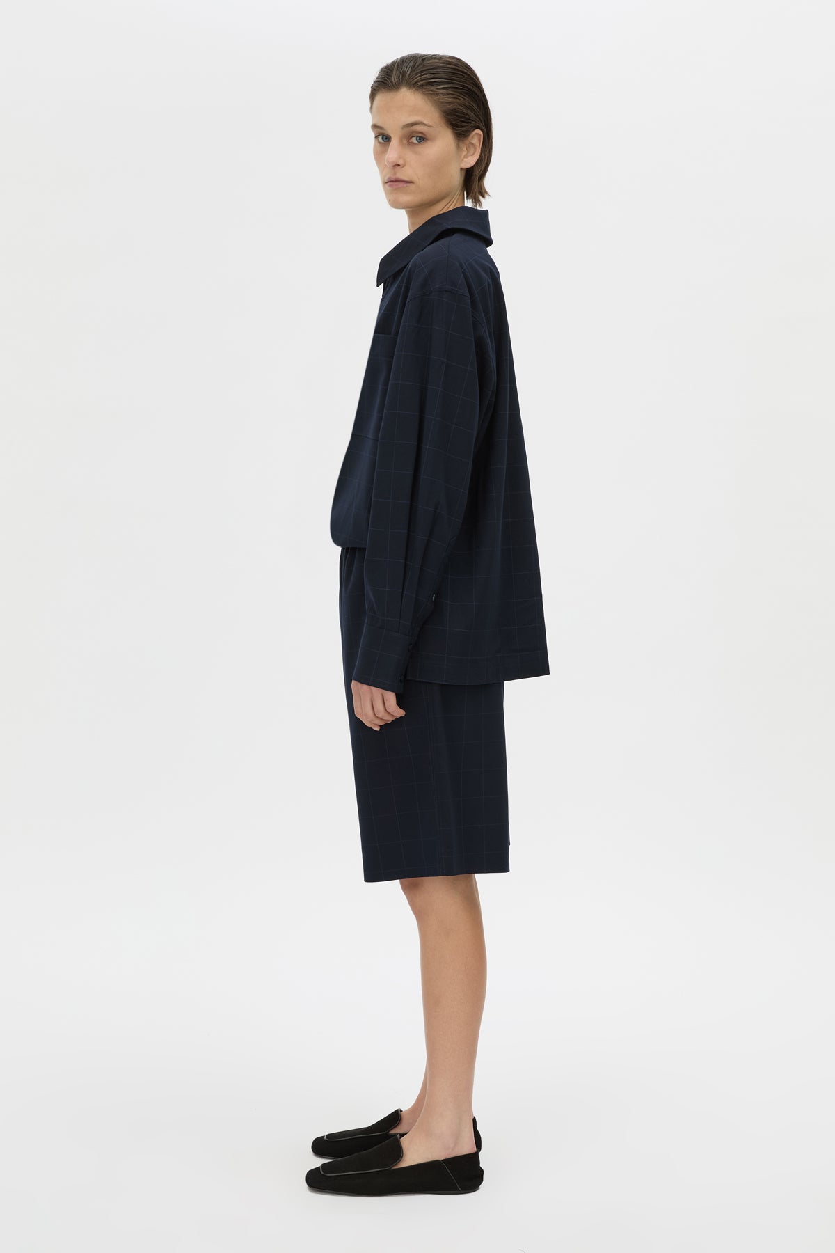 Side view CAMILLA AND MARC Lourdes check soft short in navy.