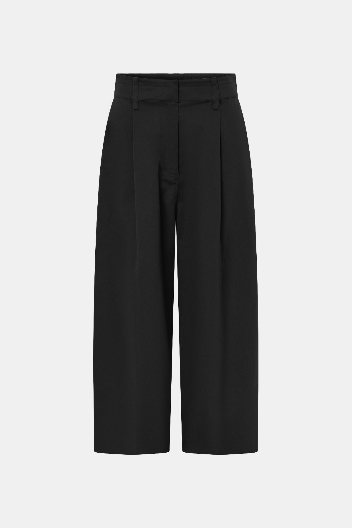 Ghost view CAMILLA AND MARC Magnolia Drill Pant in black with centre front and back pleats.