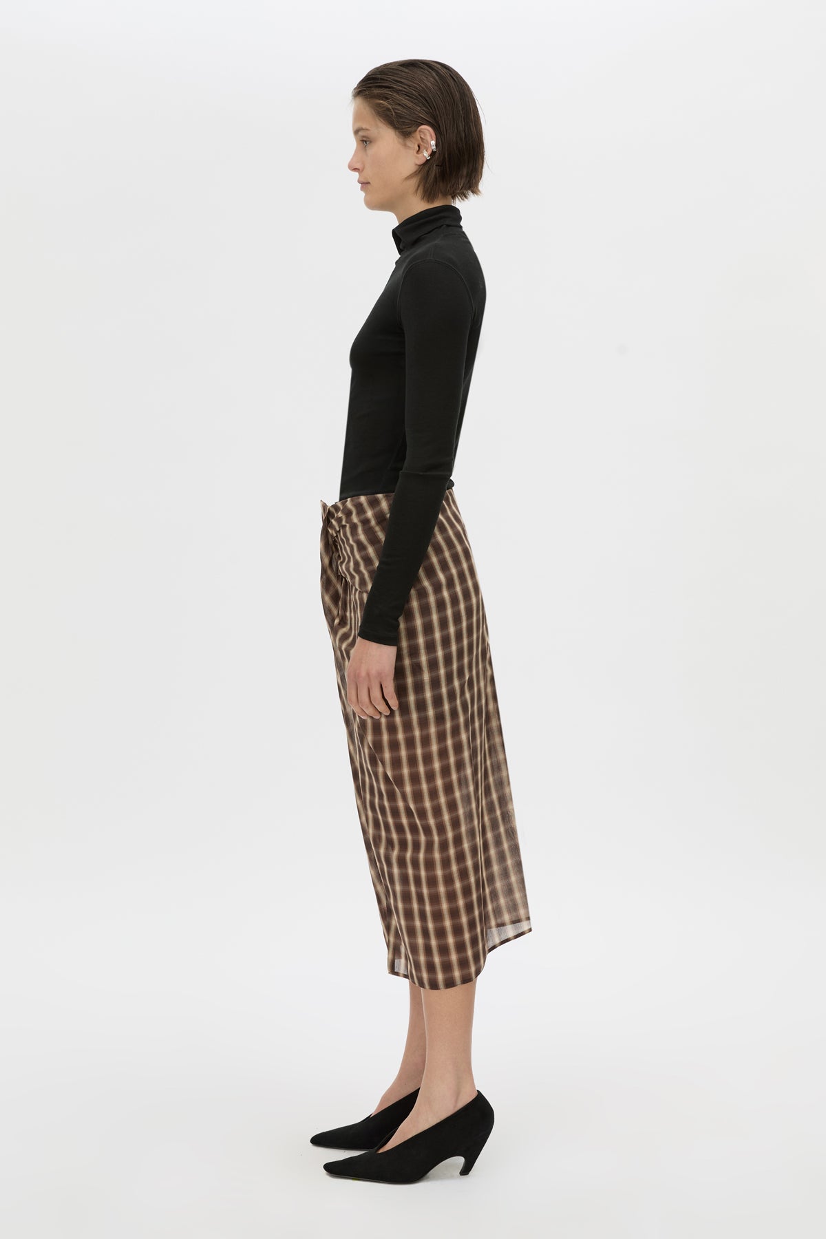 Side view CAMILLA AND MARC Mannix midi skirt in chocolate check.