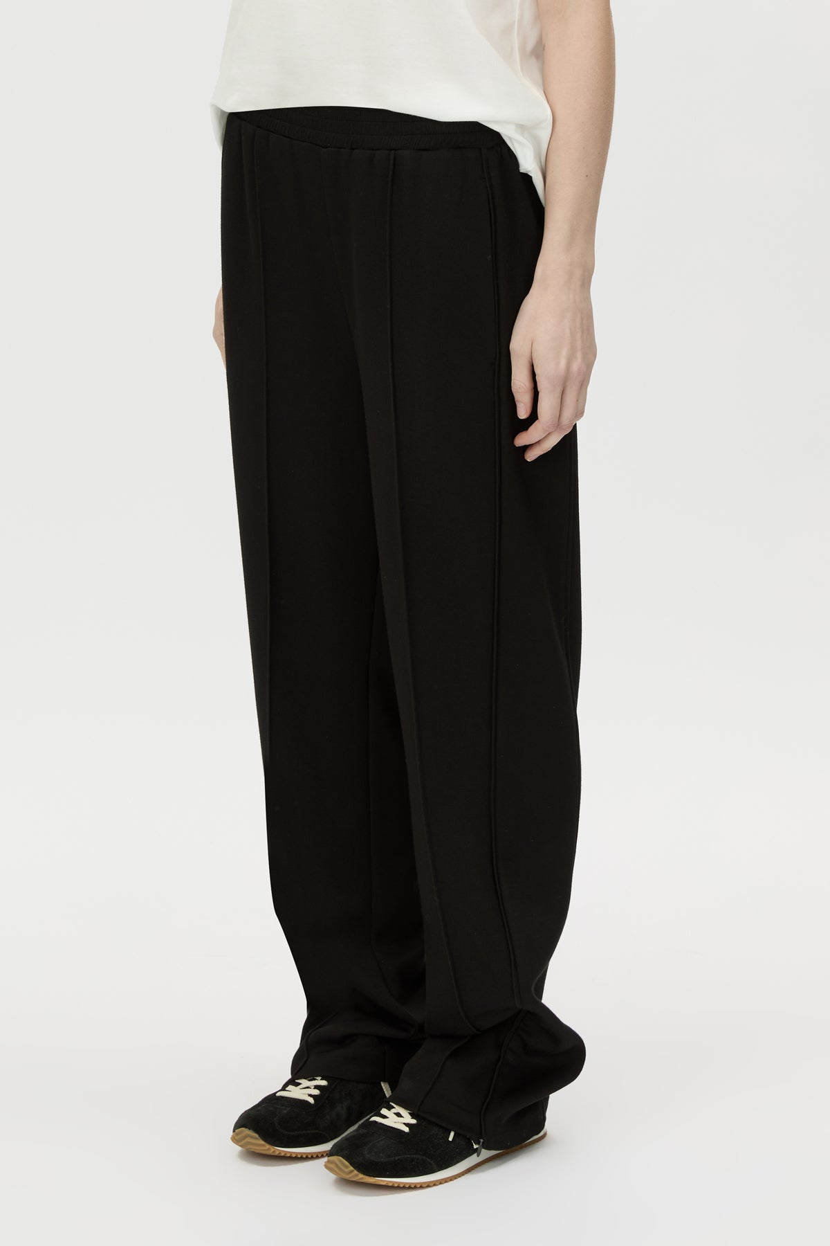 Mila Pant