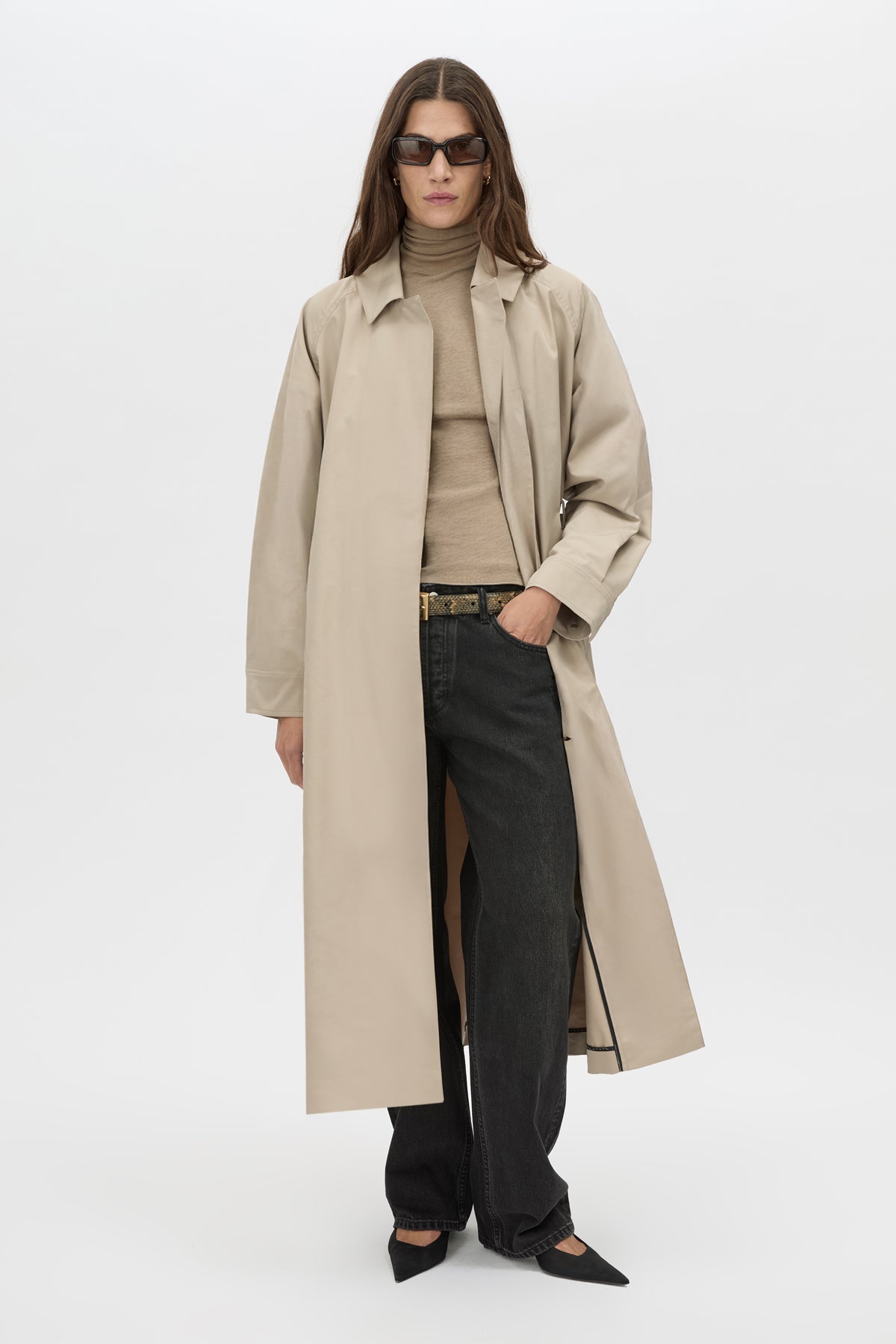 Noa Denim Jean - CAMILLA AND MARC Noa tapered low-rise denim jean in vintage black