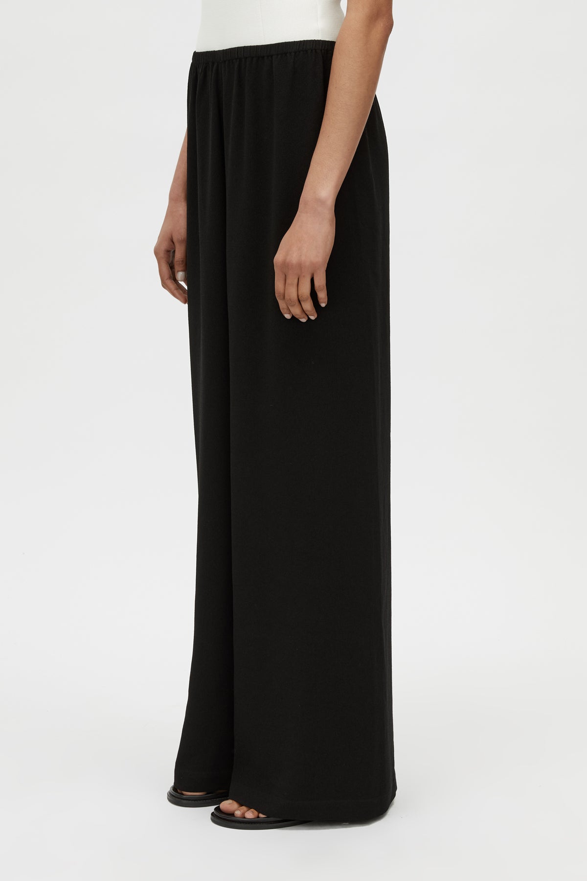Oriole Relaxed Pant