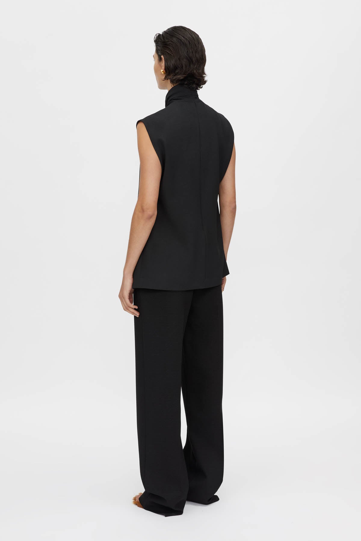 Oriole Twist Neck Top