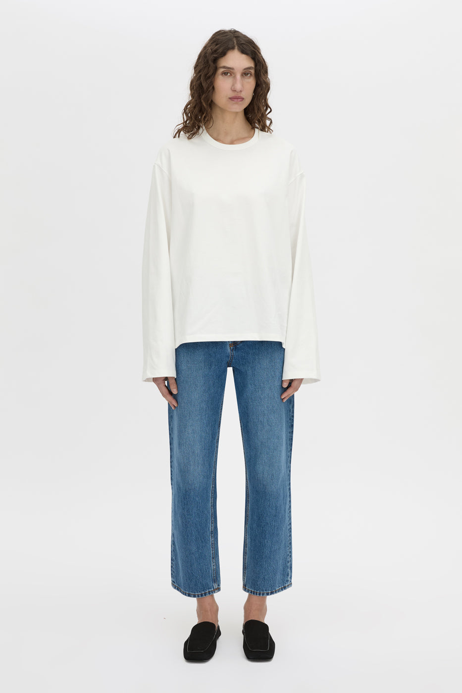 Front view CAMILLA AND MARC Peretti long sleeve tee in white with wide shaped sleeves.