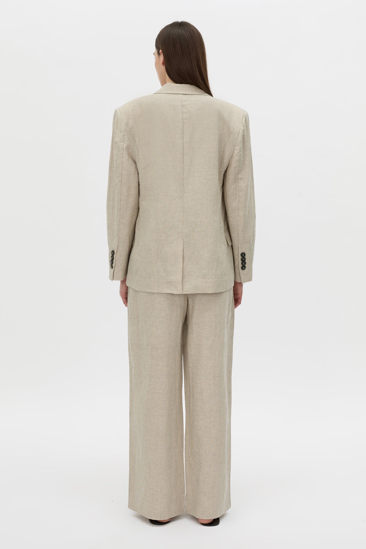 Back view CAMILLA AND MARC Phostre Linen Relaxed Blazer in sand soft tailoring fabrication.