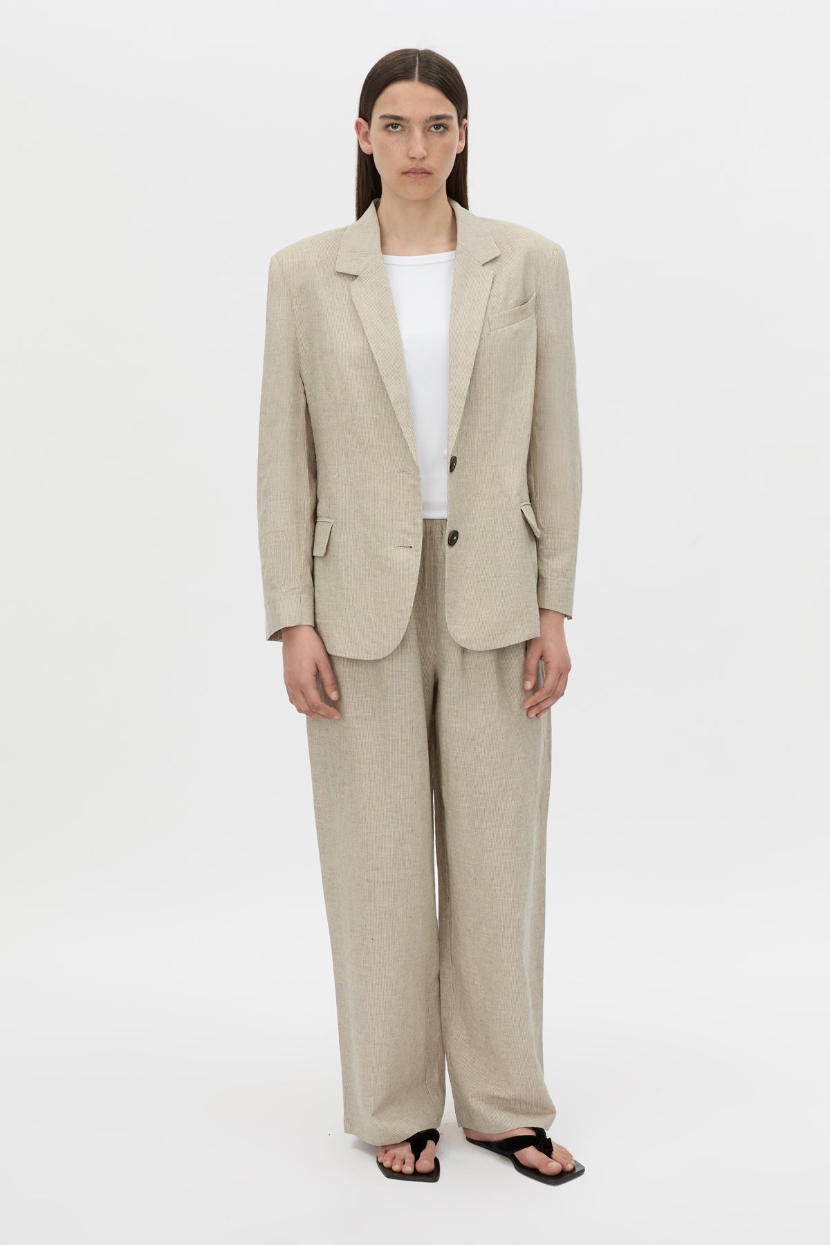 Front-styled view CAMILLA AND MARC Phostre Linen Relaxed Blazer in sand soft tailoring fabrication.