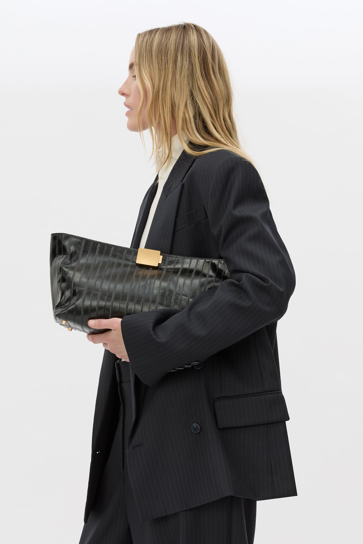 Poppy Eel Clutch