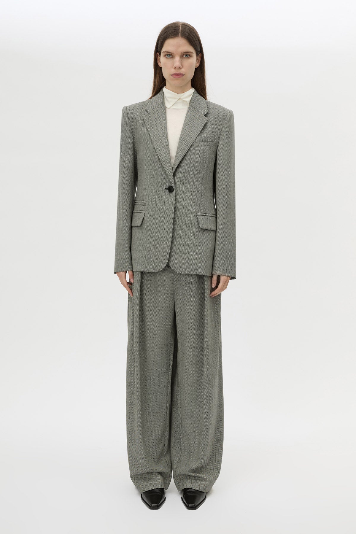 Front view CAMILLA AND MARC Ren Single Breasted Blazer in Charcoal Herringbone styled with the Ren Pant.