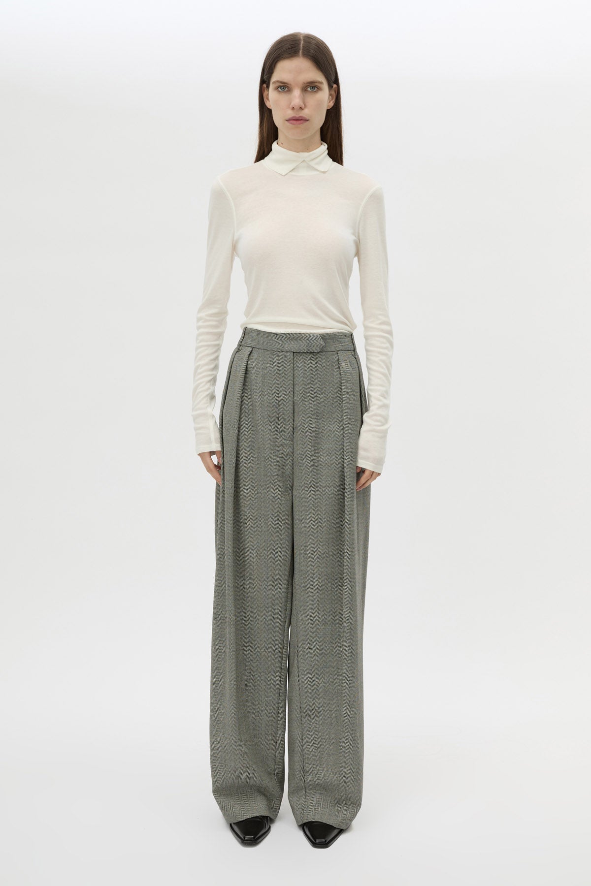 Barre High Neck Top