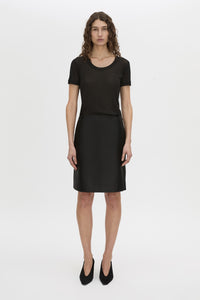 Siona Light Weight Fitted Tee