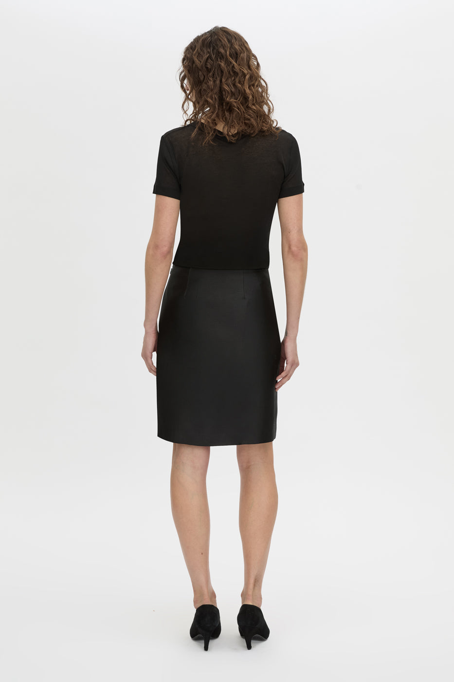 Siona Light Weight Fitted Tee