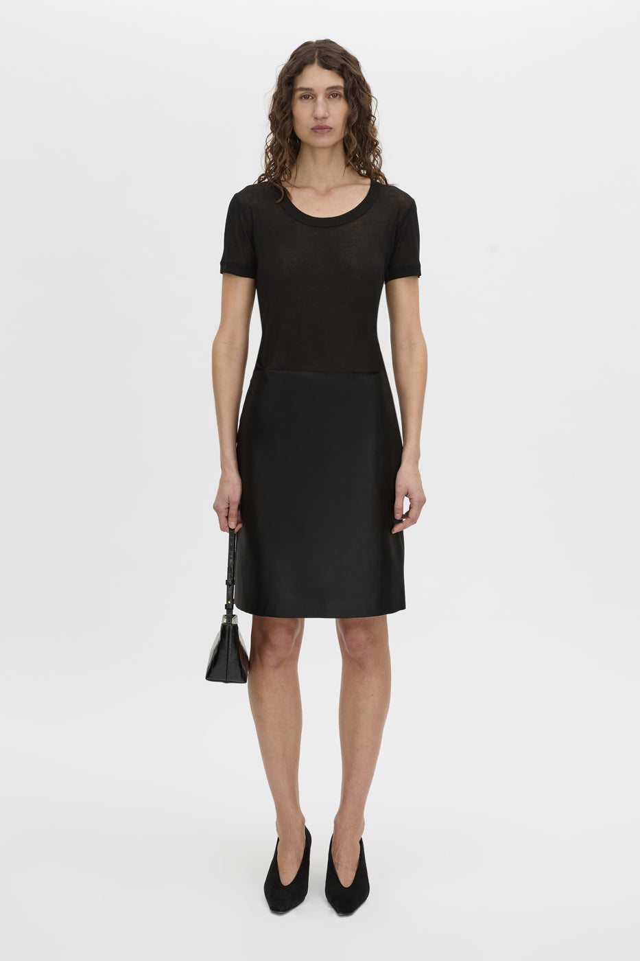 Siona Light Weight Fitted Tee