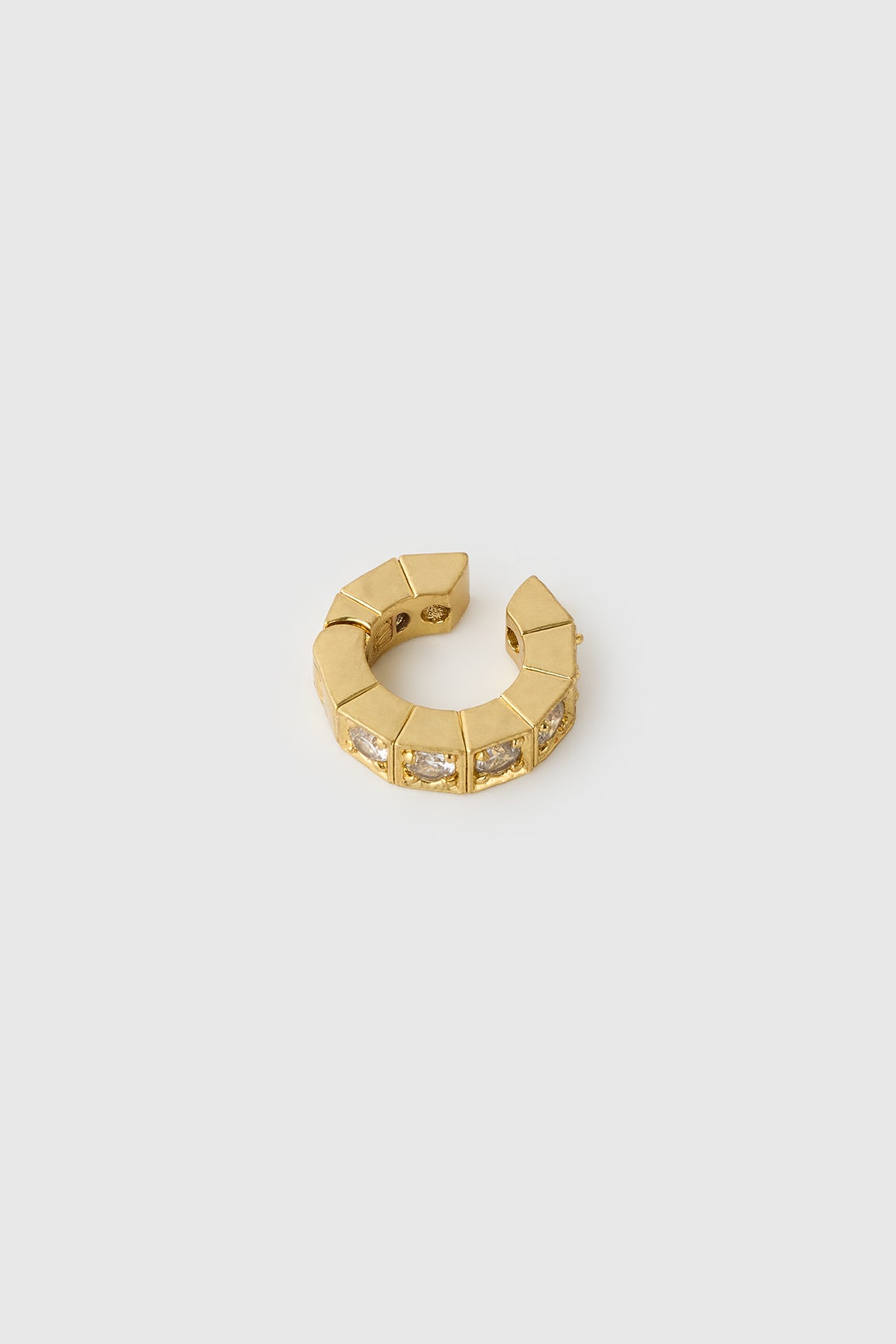 Three-quarter view CAMILLA AND MARC Sloane Ear Cuff in 18k gold plating.