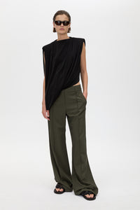 Front view CAMILLA AND MARC Una Straight Leg Trouser in Emerald Green with front pintucks, and a tailored waistband.