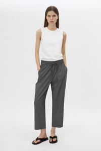 Front view CAMILLA AND MARC Vector Crop Pant in Charcoal Grey with soft suiting fabrication.