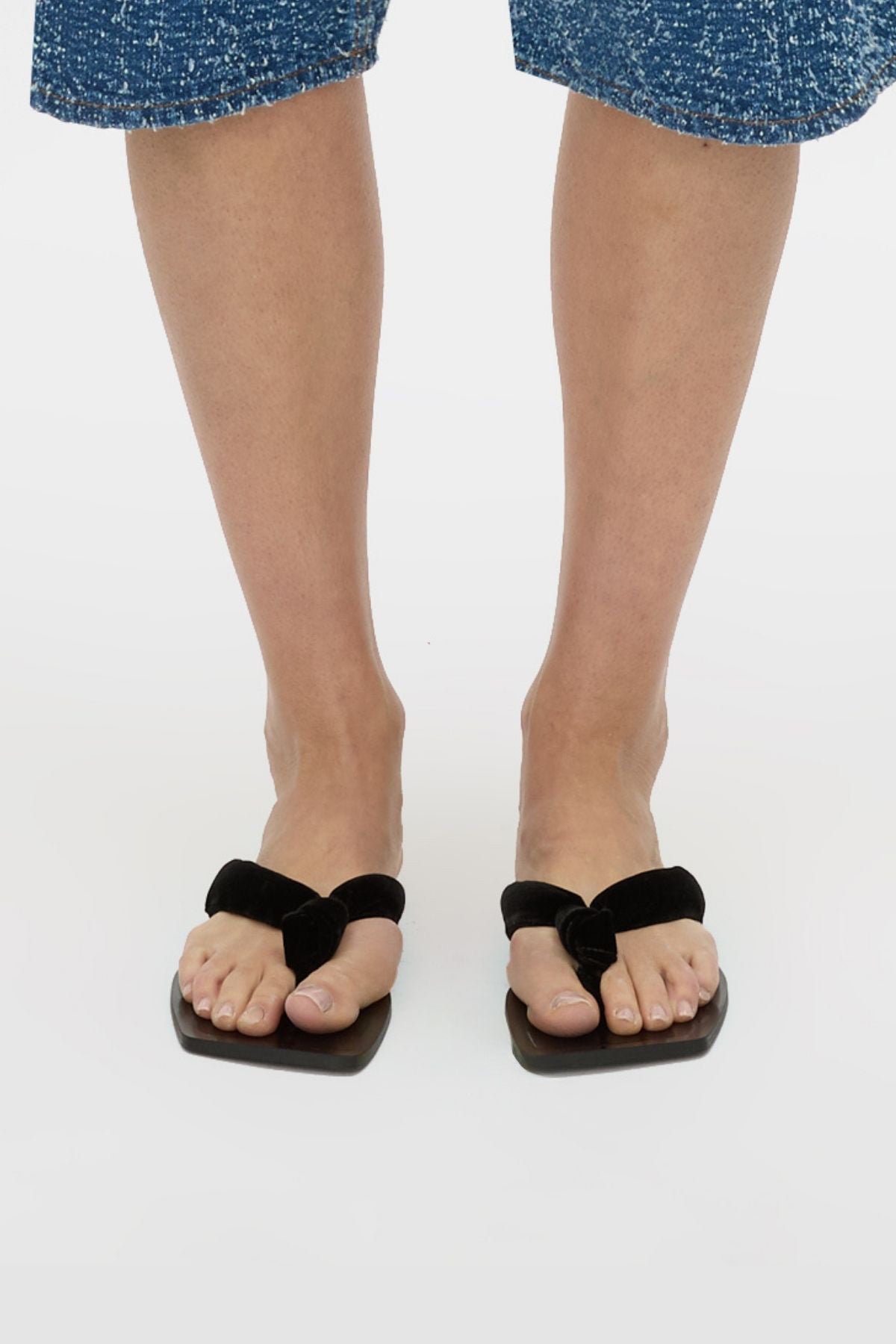 Front view CAMILLA AND MARC Liv Velvet Sandal in black with slip‑on design and knotted velvet toe.