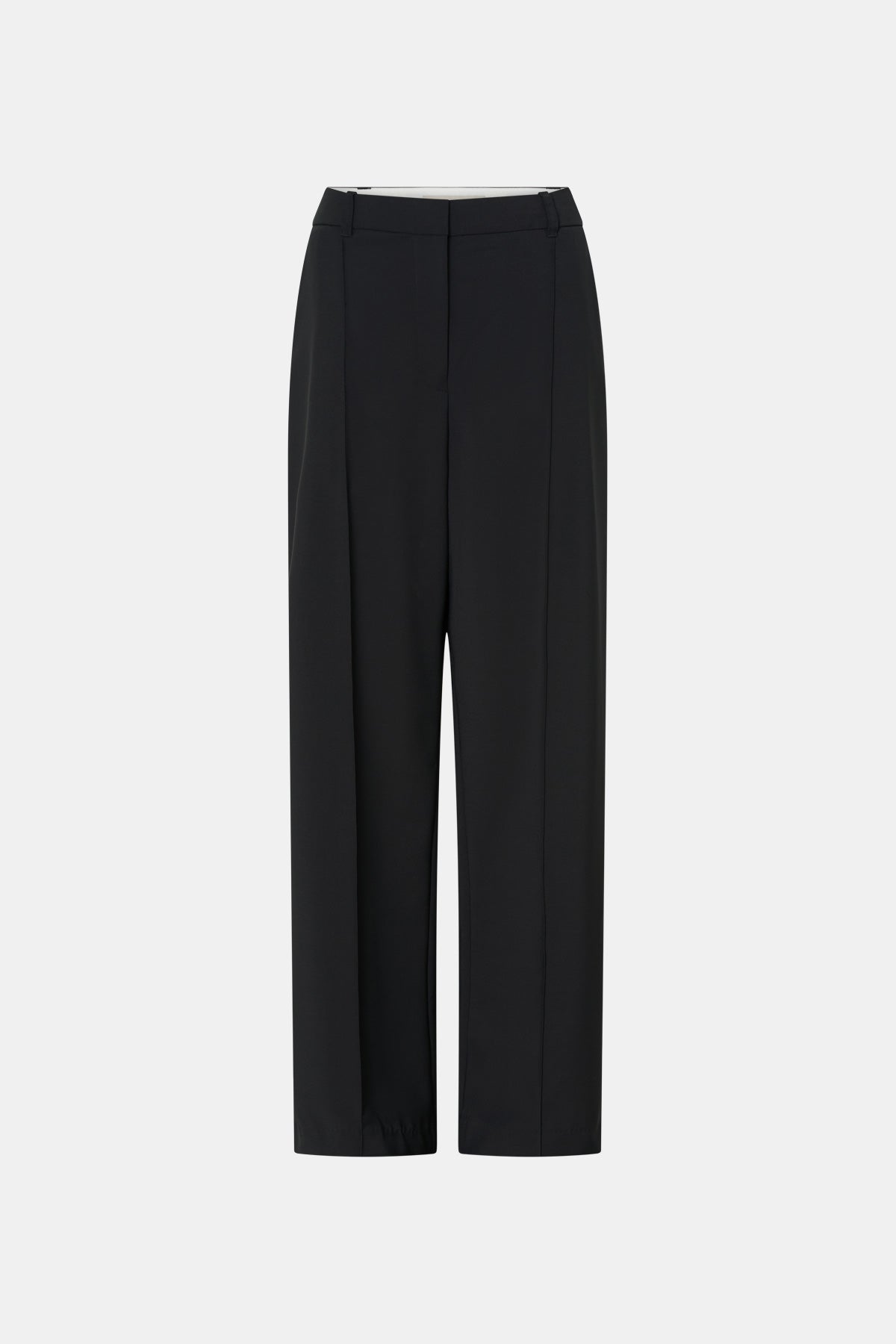 Zuri Pant