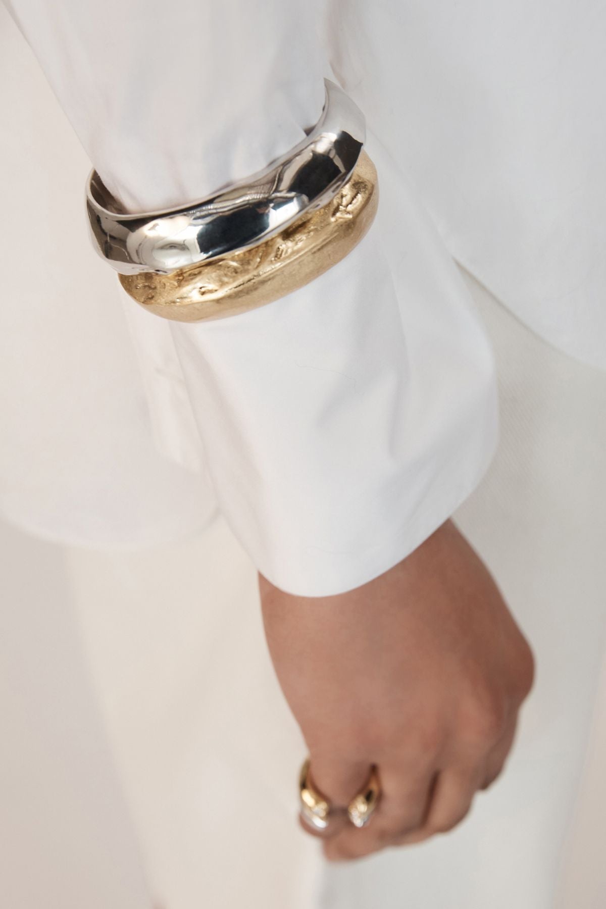 Sabel Wide Cuff