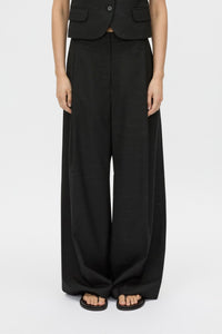 Aya Pant