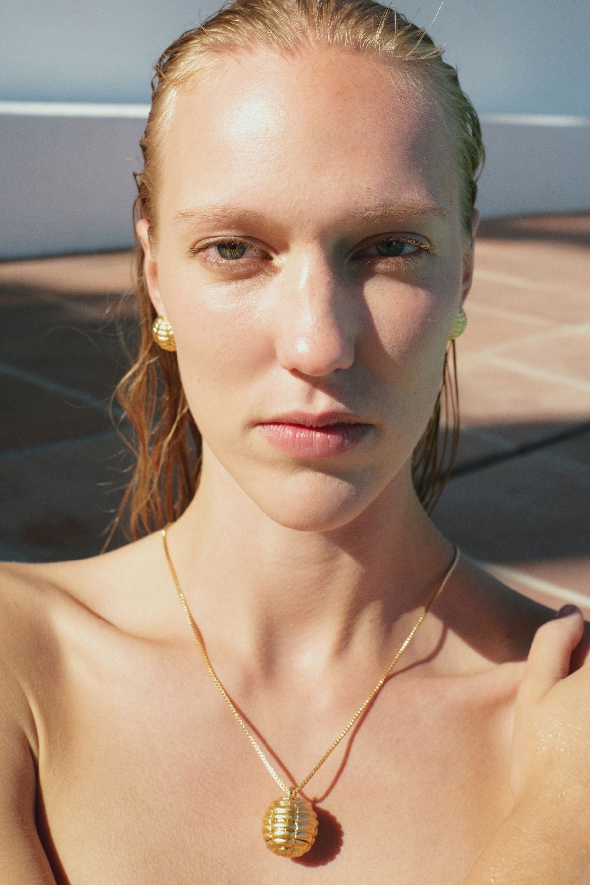 EAGAN-PENDANT-NECKLACE-CAMPAIGN-IMAGE